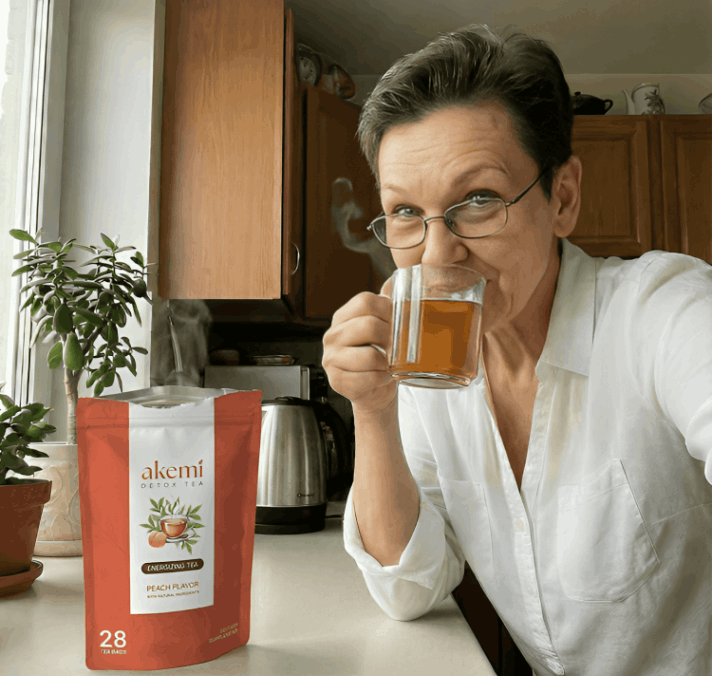 Akemi Detox Tea customer review Christina W.